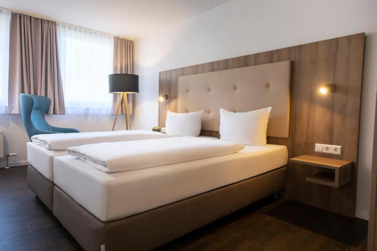 Image 2 of ACHAT Hotel Stuttgart Zuffenhausen