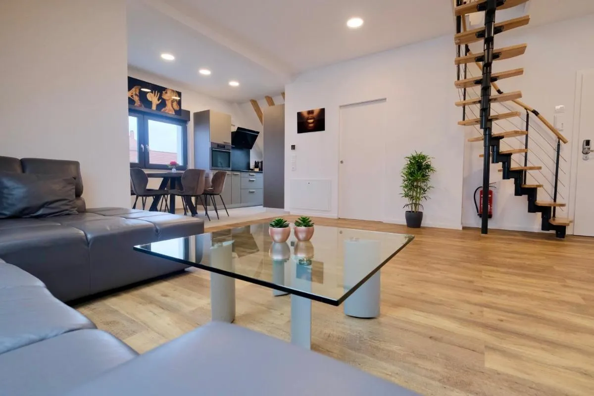 Image 4 of Brandneues Stadtglanz Apartment