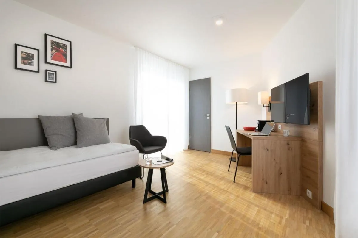 Image 6 of Brera Stuttgart