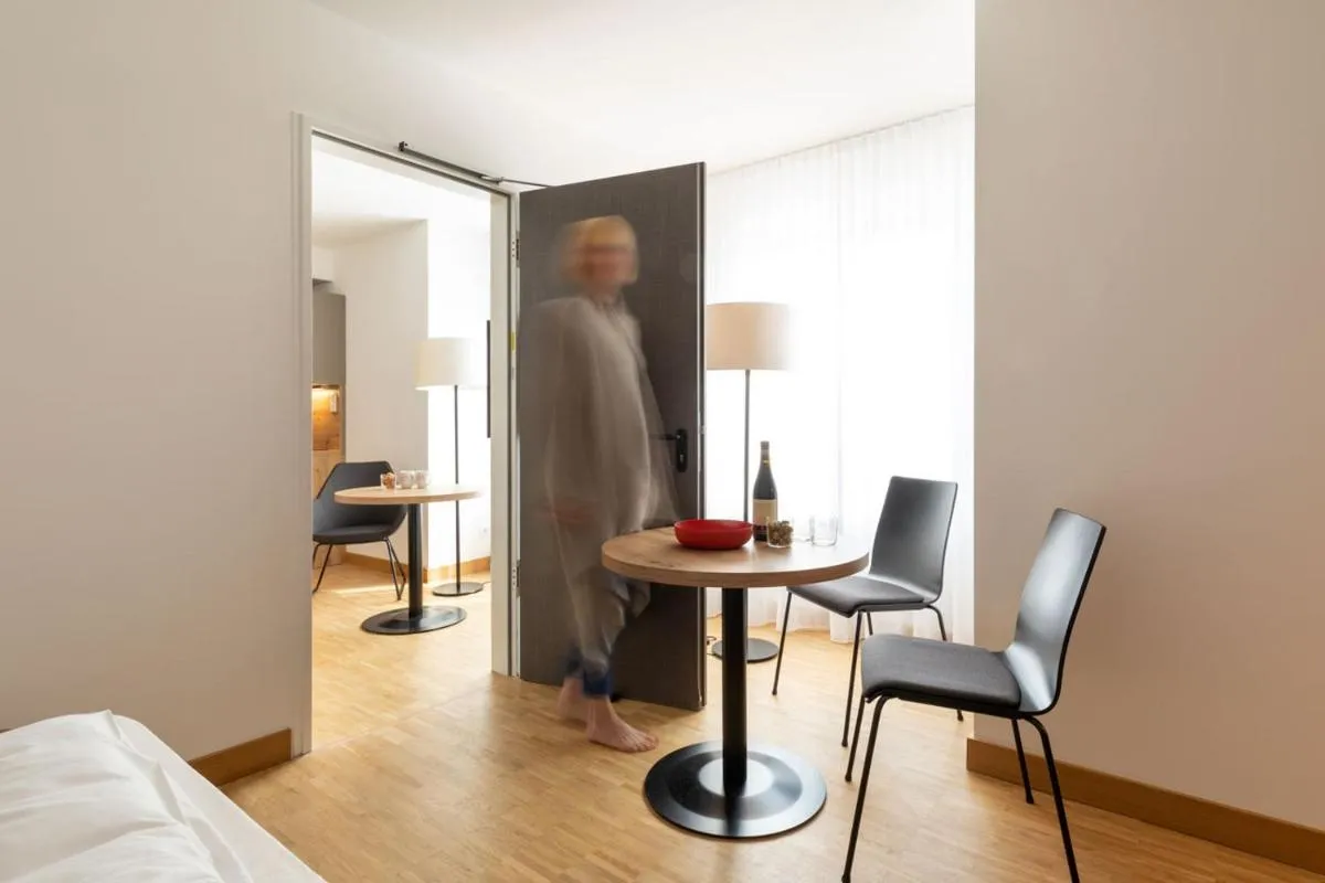 Image 4 of Brera Stuttgart