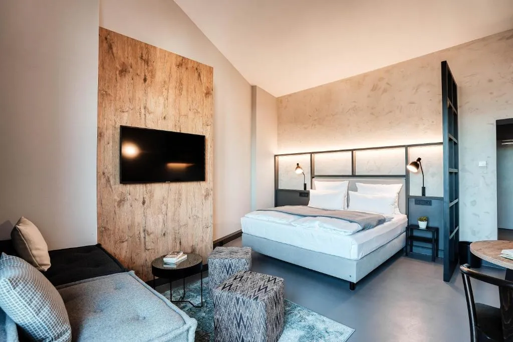 Image of CLOUD No7 LOFTS
