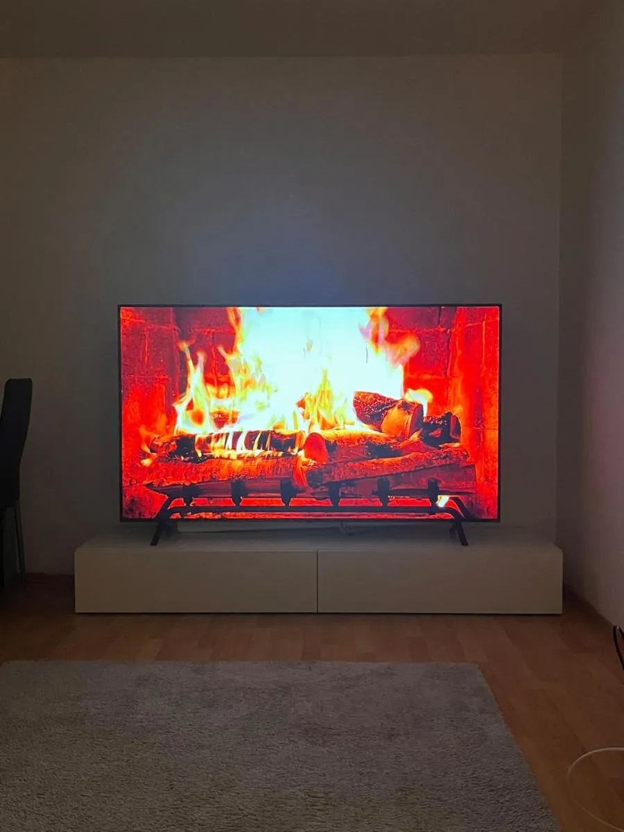 Image 4 of Cozy & Central 75 TV near Mercedes Museum, Stadium