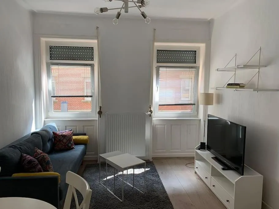 Image 4 of Gemütliche Altbauwohnung in Stuttgart Ostendplatz