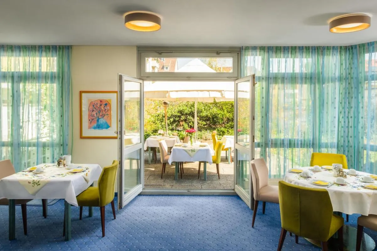 Image 2 of Hetzel Hotel Stuttgart