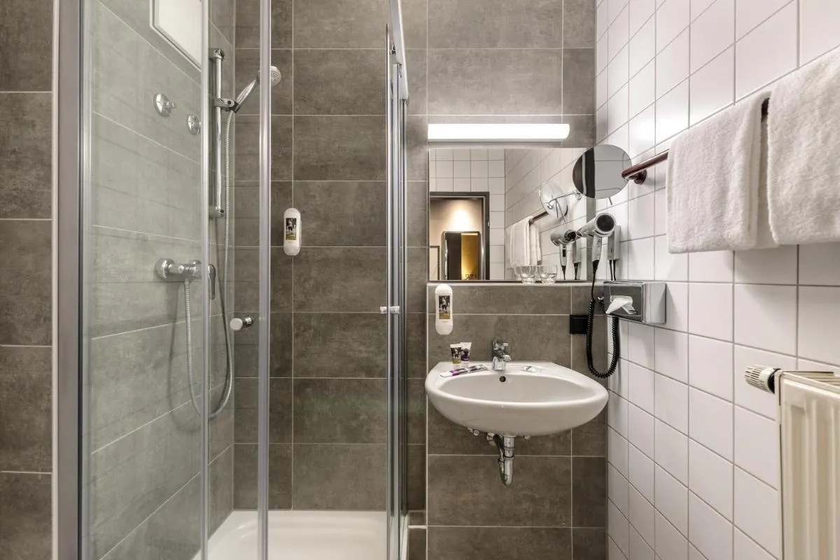 Image 2 of Mercure Stuttgart Zuffenhausen
