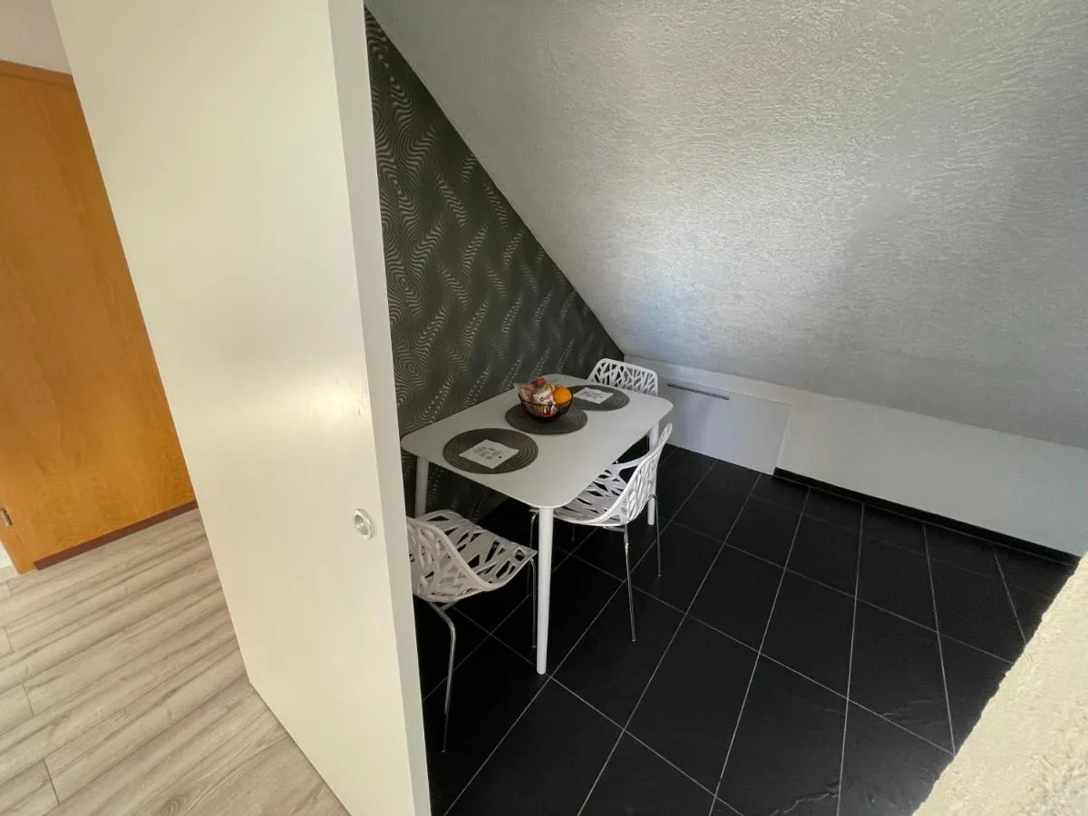 Image 3 of Moderne gemütliche 2-Zimmer Wohnung Stuttgart Bad-Cannstatt