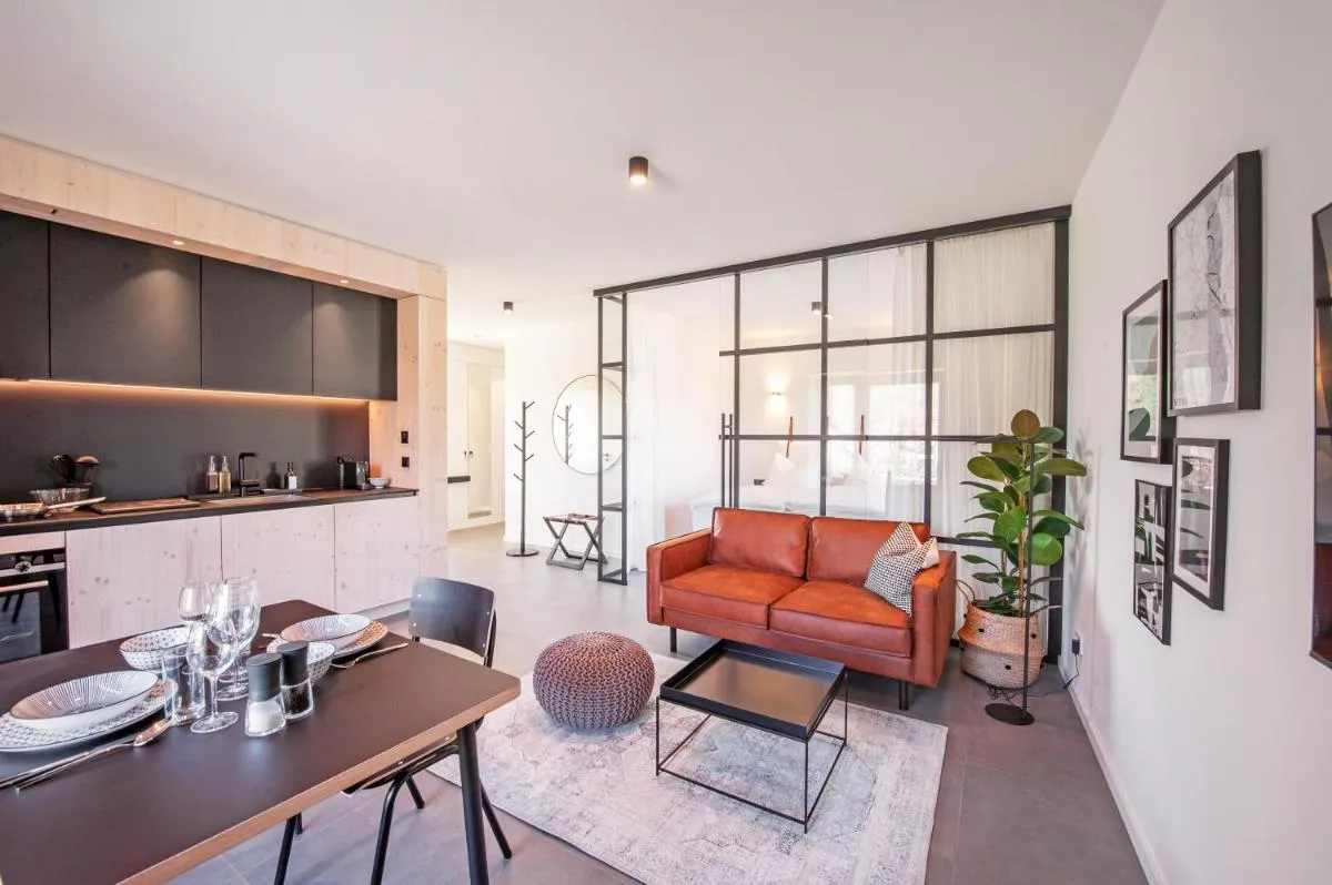 Image 3 of Mono Design Apartments