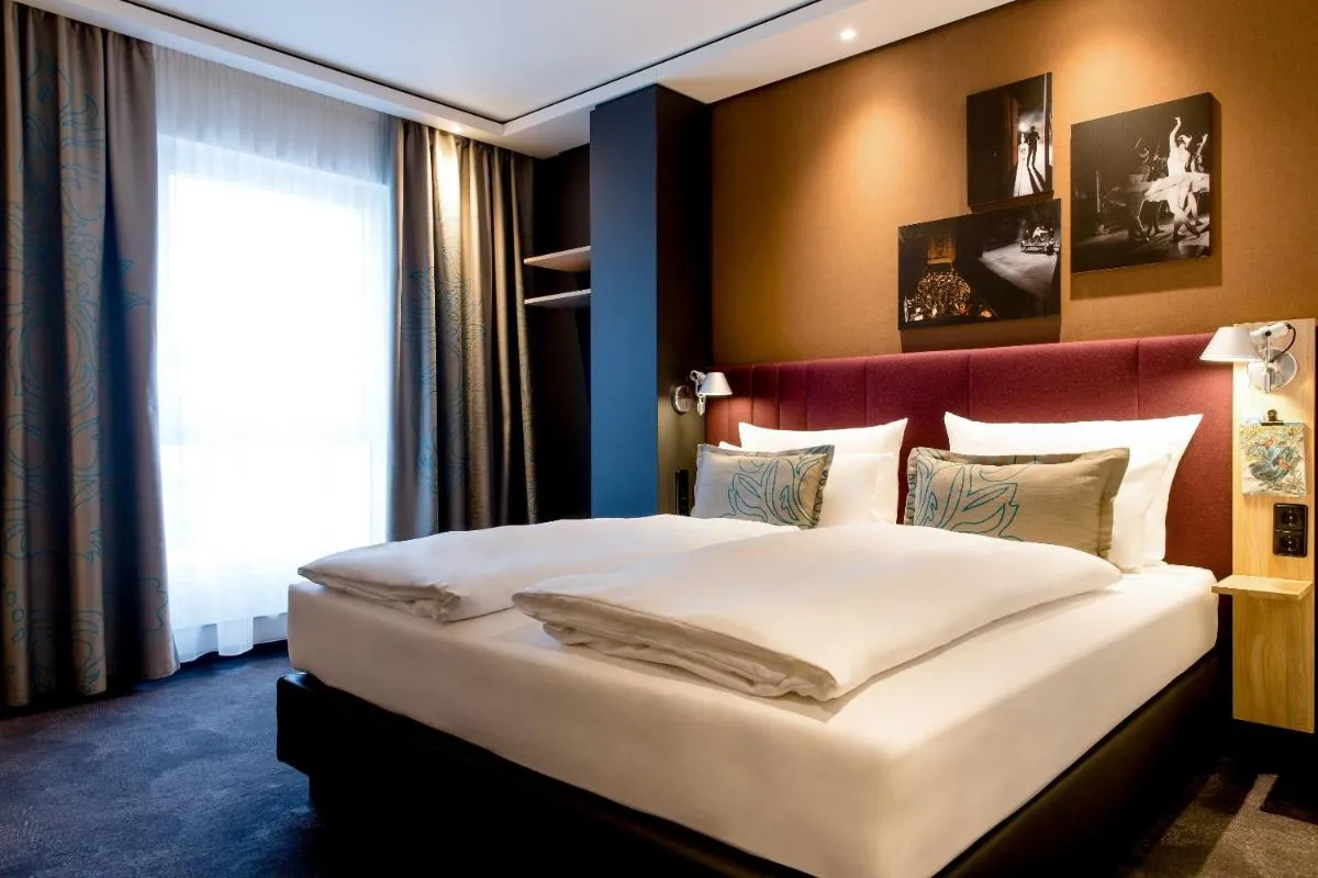 Image 6 of Motel One Stuttgart-Mitte