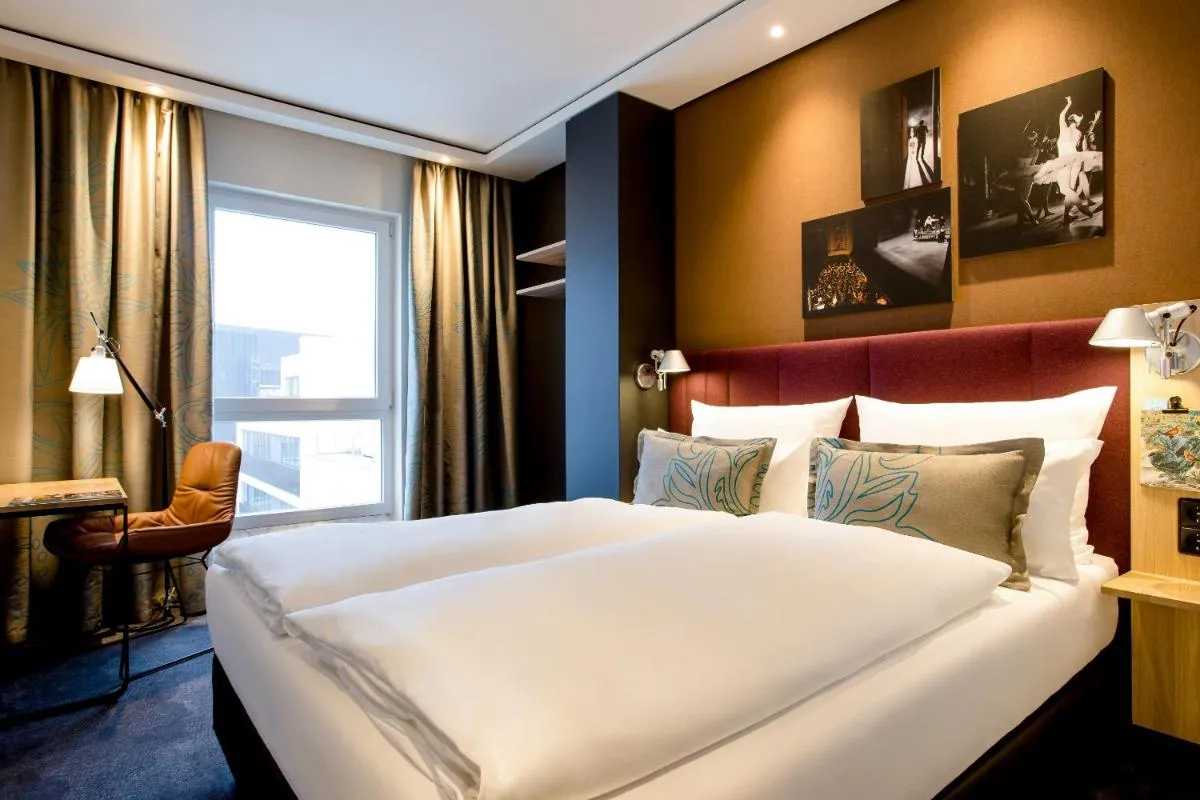 Image 1 of Motel One Stuttgart-Mitte