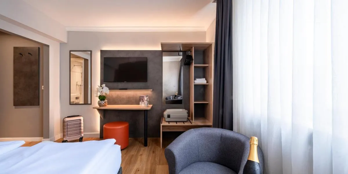 Image 6 of PLAZA INN Rieker Stuttgart Hauptbahnhof