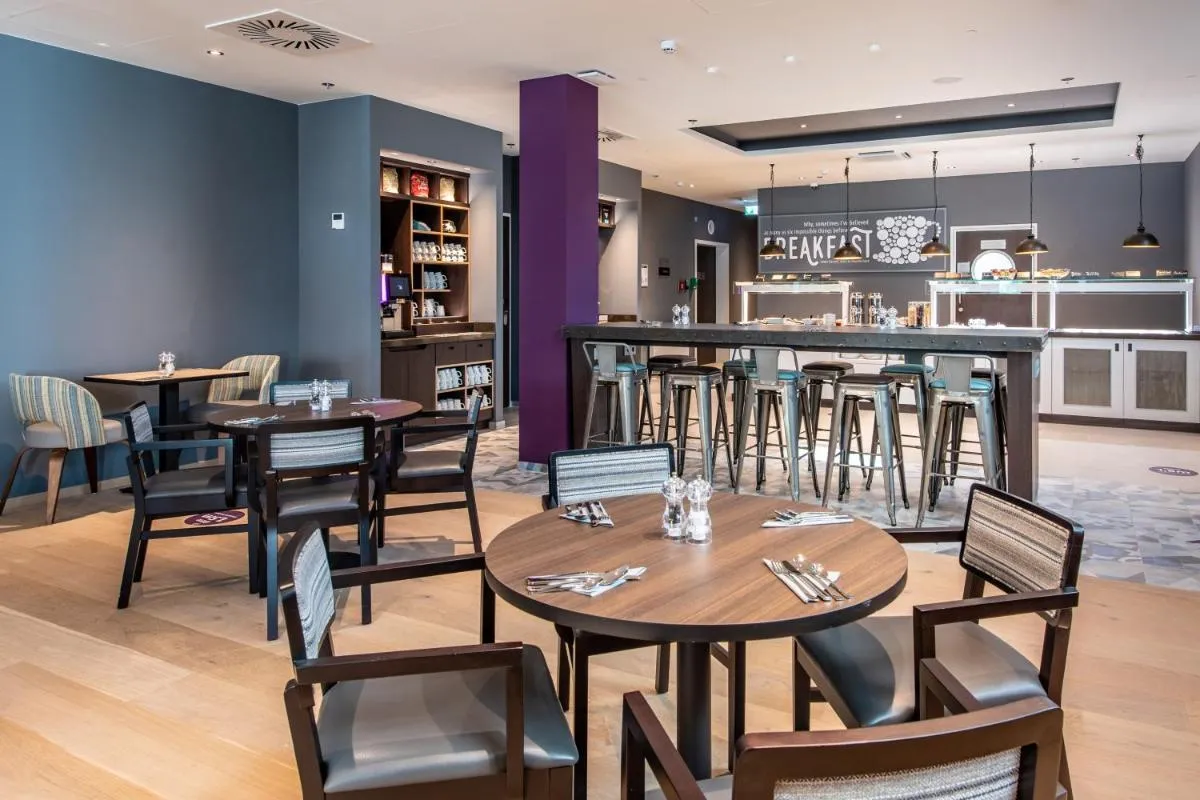 Image 2 of Premier Inn Stuttgart City Centre
