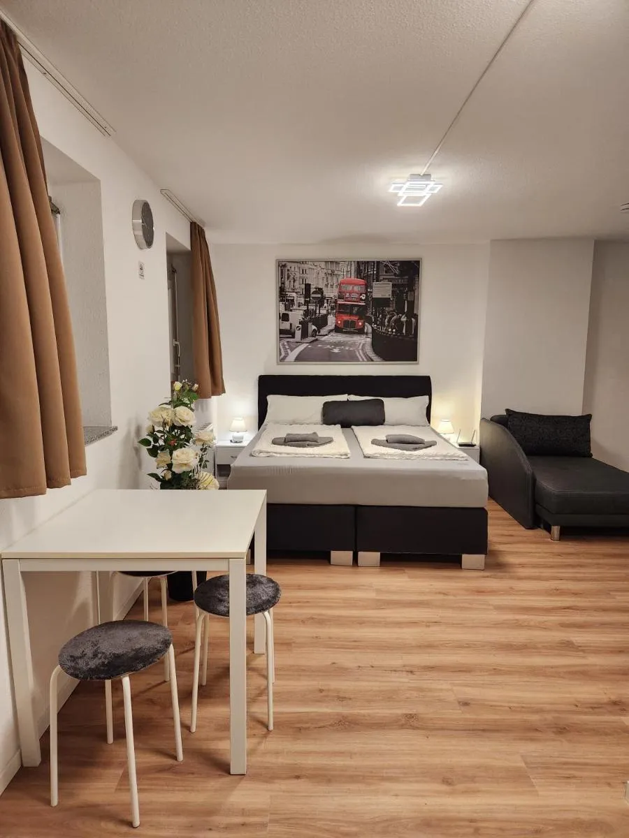 Image 5 of Stuttgart City Apartment B